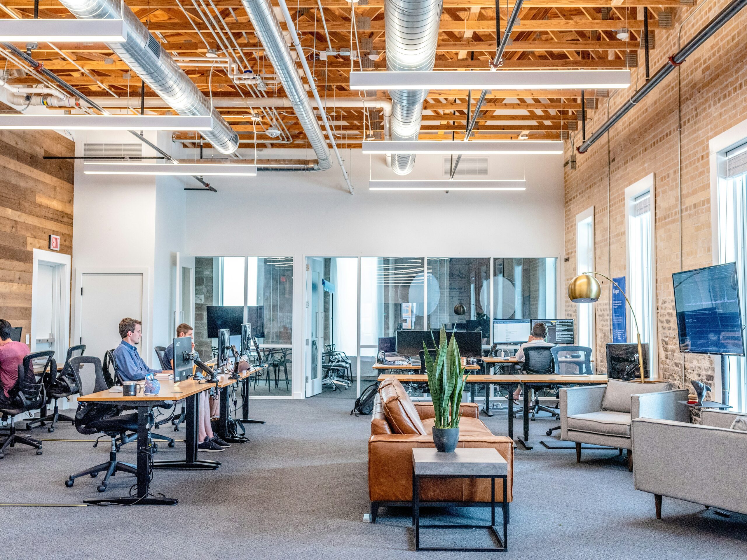 Instalación de climatización en oficinas
